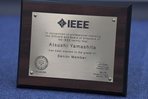IEEESeniorMember